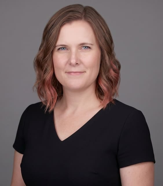 Gr Headshot(2)